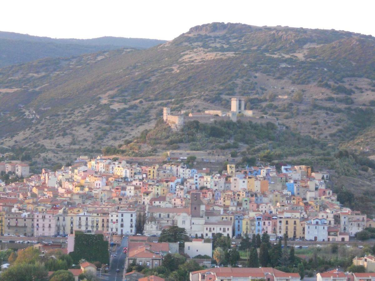 B&B Il Corallo Bosa Buitenkant foto